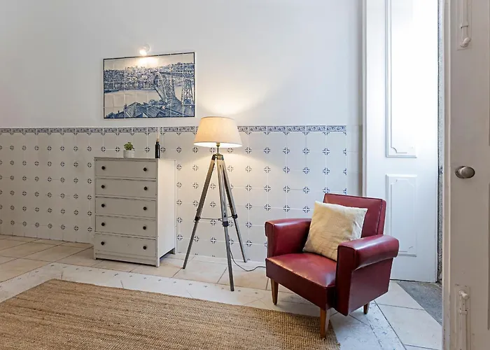 Lovelystay - The Fig Tree House * Oporto