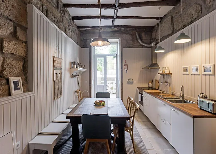 Lovelystay - The Fig Tree House *