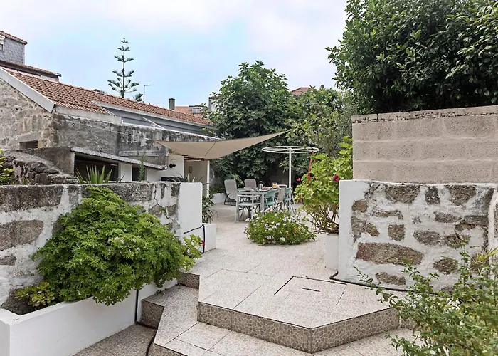 Lovelystay - The Fig Tree House شقة