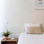 Lovelystay - The Fig Tree House * Porto