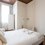 Lovelystay - The Fig Tree House Apartman
