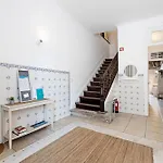 Lovelystay - The Fig Tree House Apartman *